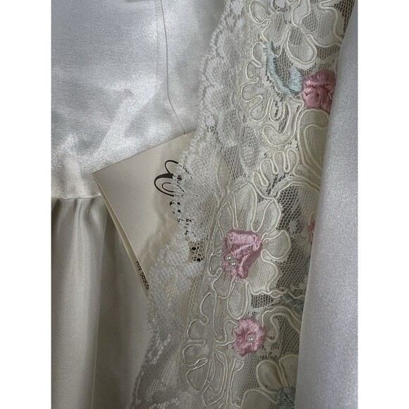 NWT VTG 80s Cabernet White Satin Lace Robe Wedding Honeymoon Peignoir Size M - Picture 4 of 14